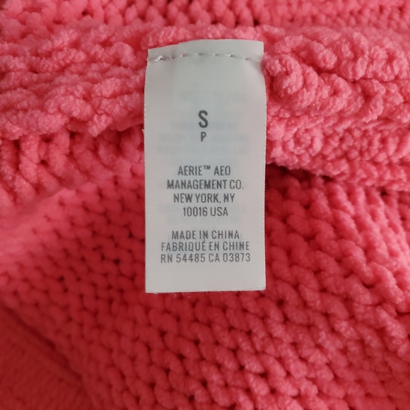 Aerie Over-sized Bright Pink Chenille Sweater - Picture 4 of 4